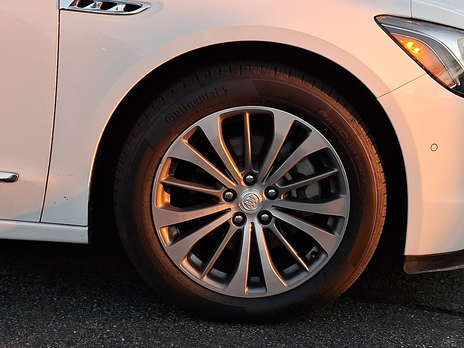 2019 Buick LaCrosse Premium