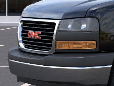2025 GMC Savana Passenger 2500 LT