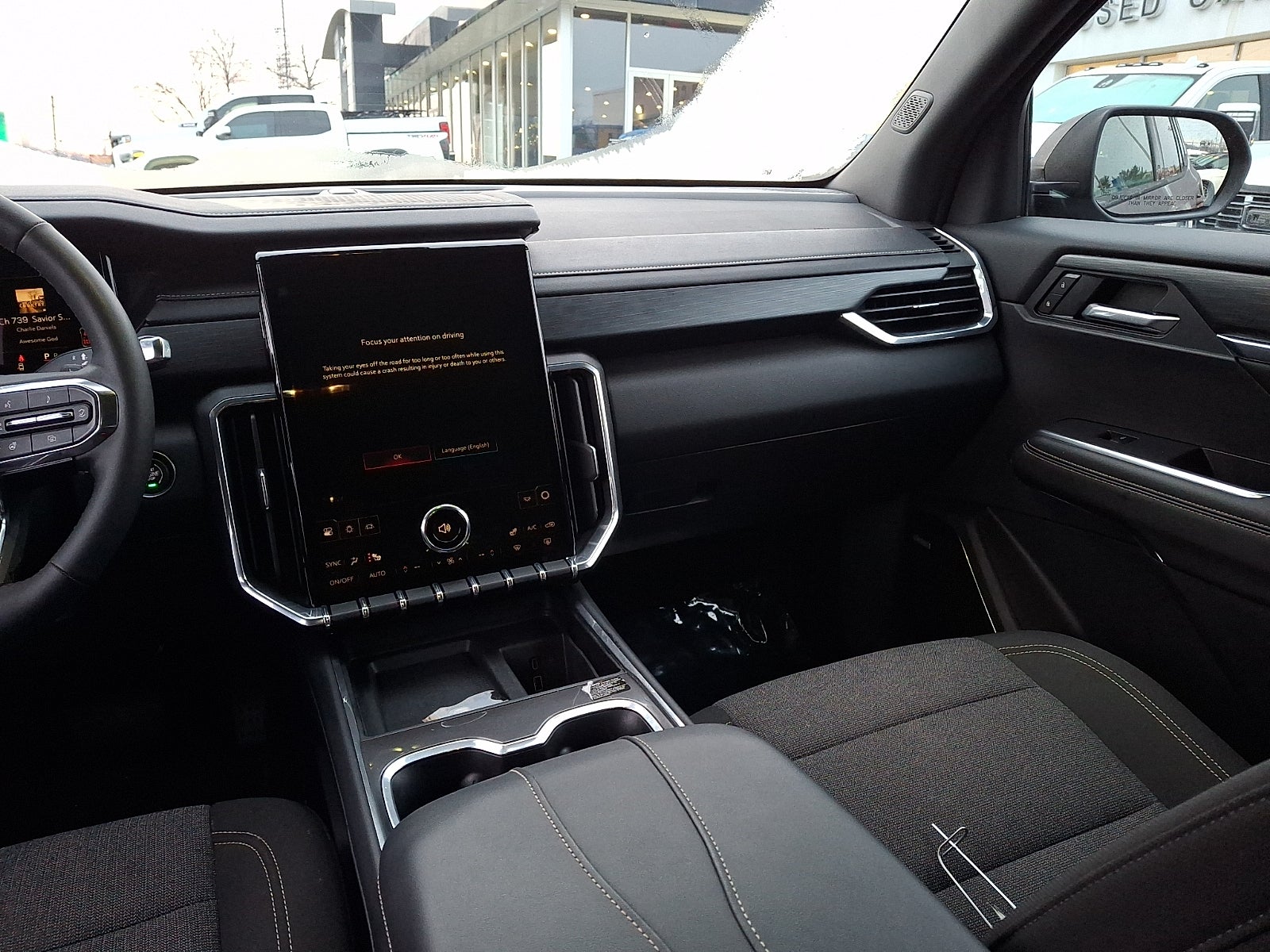 2025 GMC Acadia Elevation