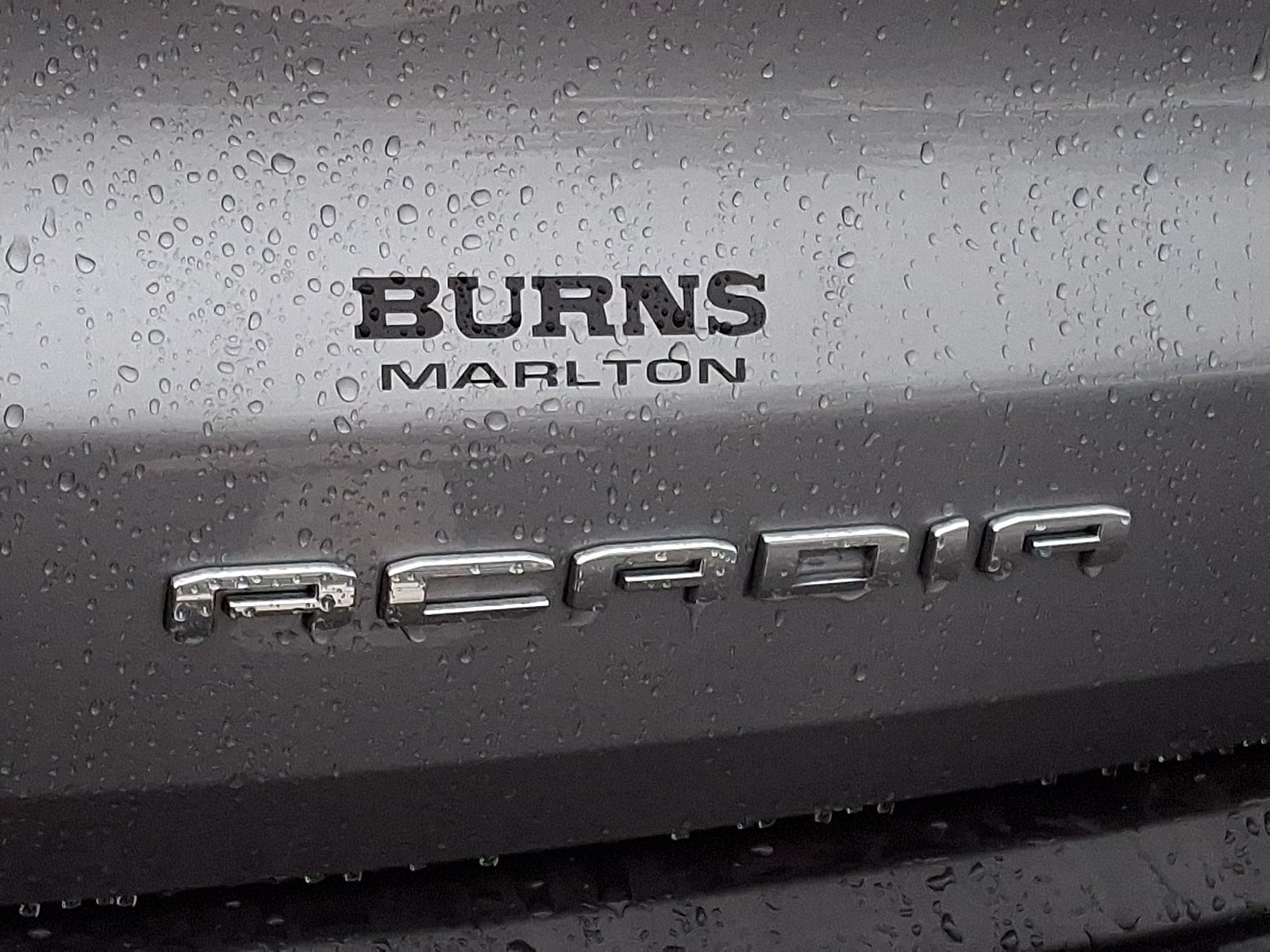 2025 GMC Acadia Elevation