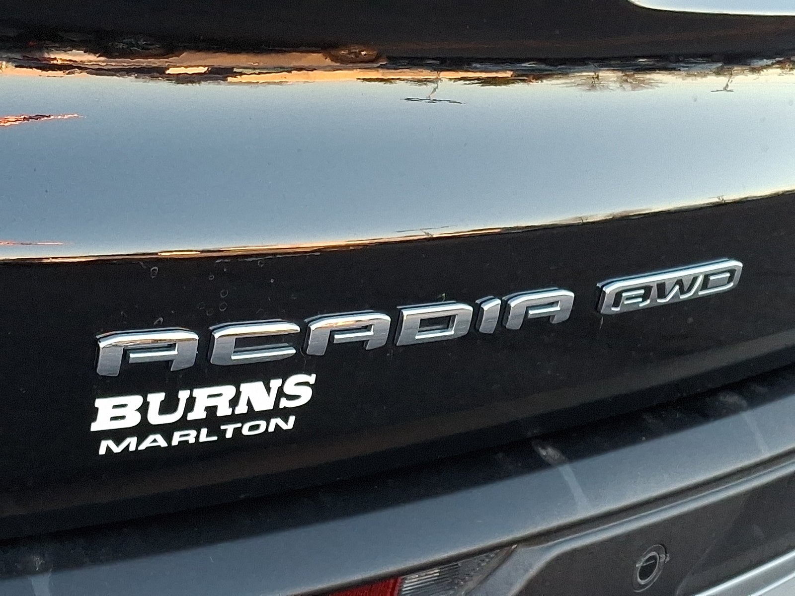 2024 GMC Acadia Elevation