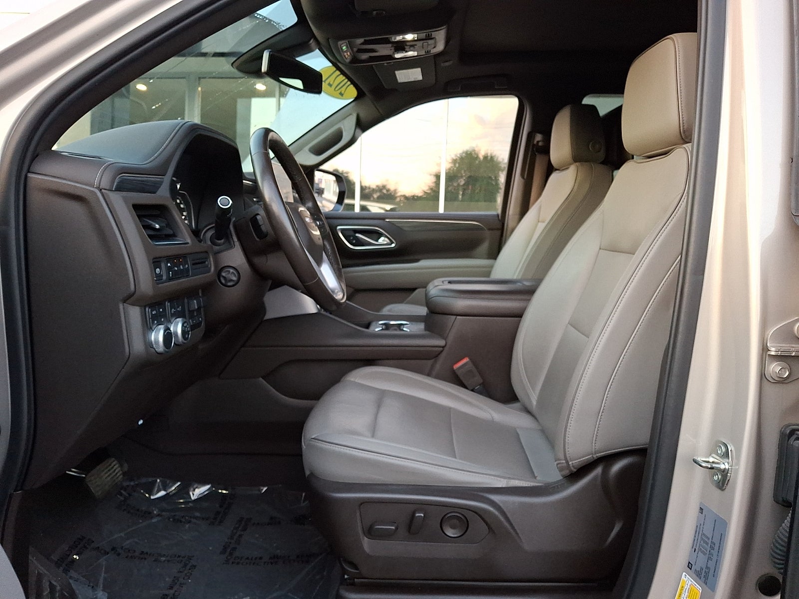 2021 GMC Yukon SLT