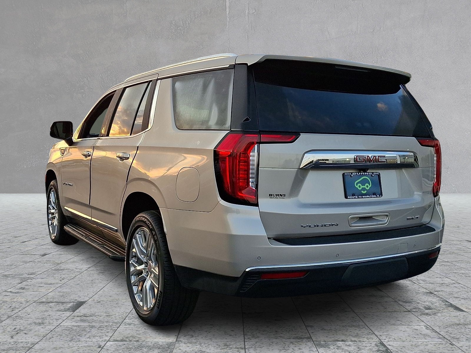 2021 GMC Yukon SLT