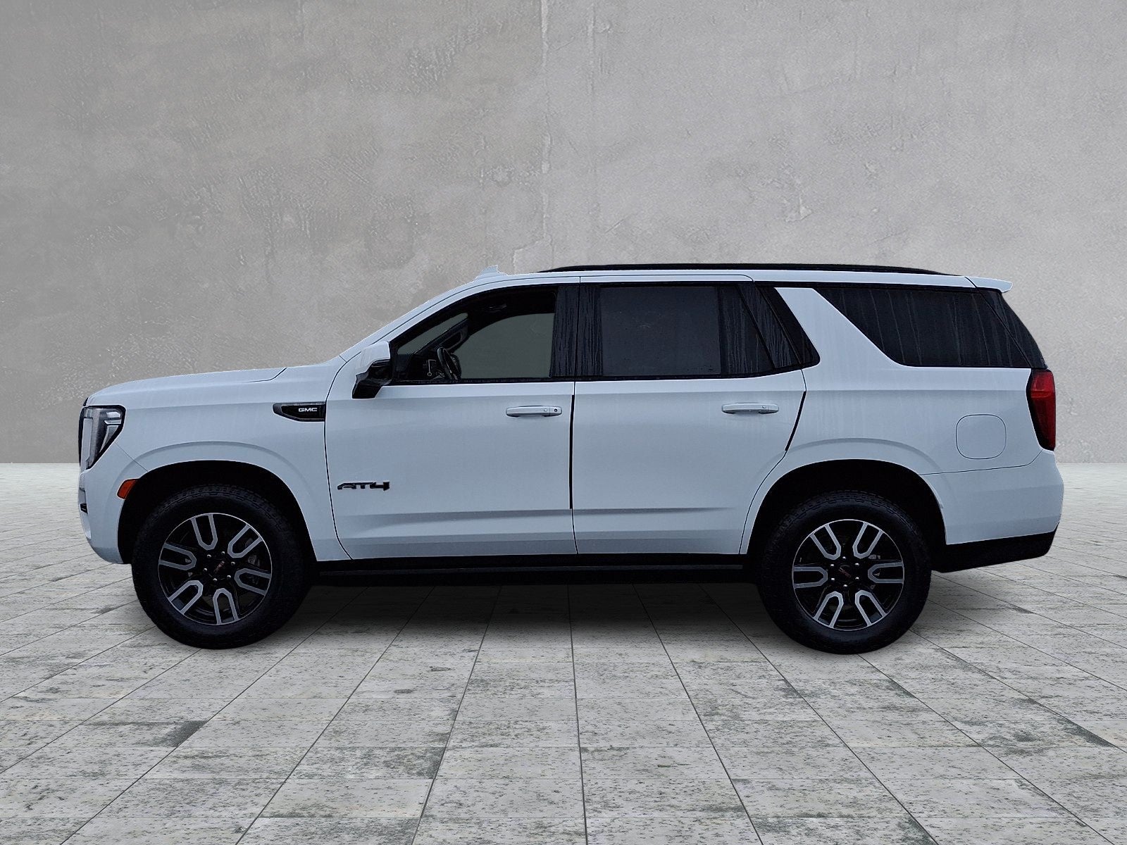 2023 GMC Yukon AT4 - Photo 7