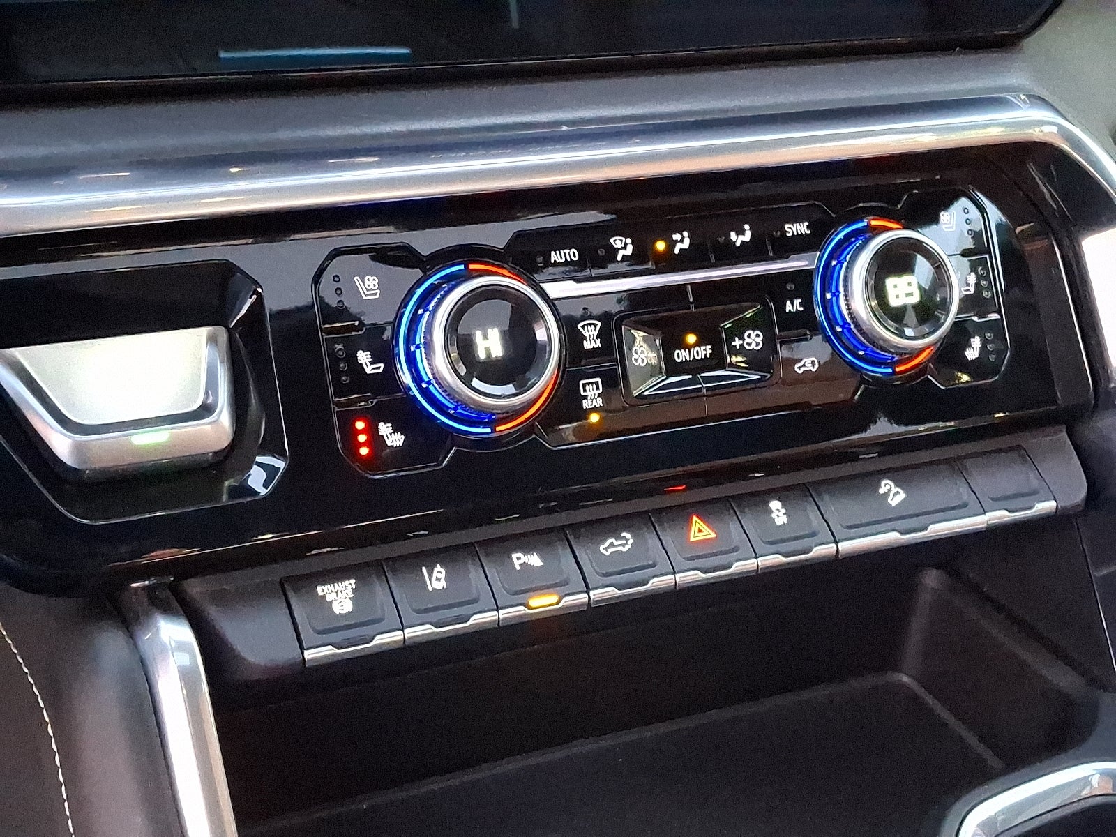 2024 GMC Sierra 2500 HD Denali Ultimate