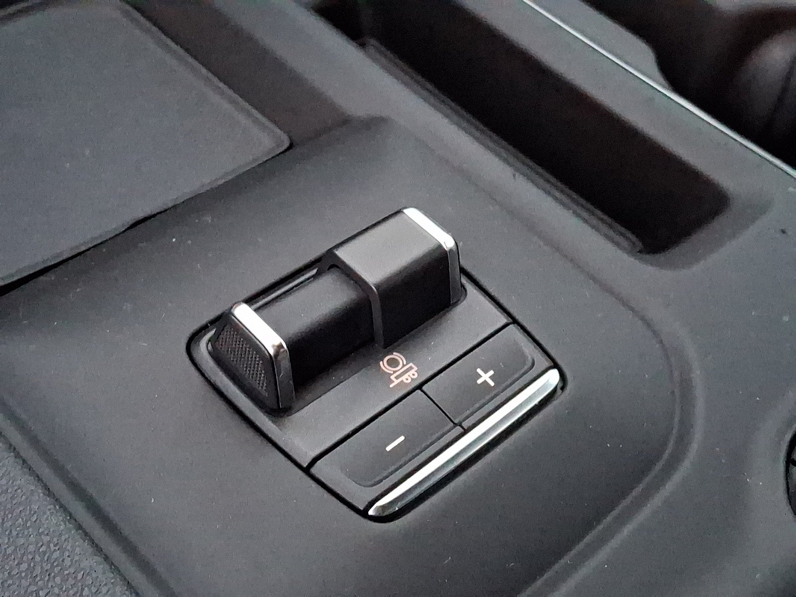 2025 GMC Sierra 3500HD AT4 - Photo 20
