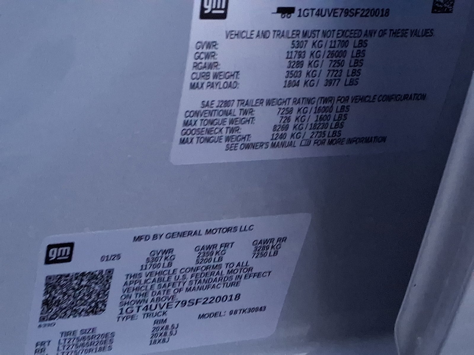 2025 GMC Sierra 3500HD AT4 - Photo 28