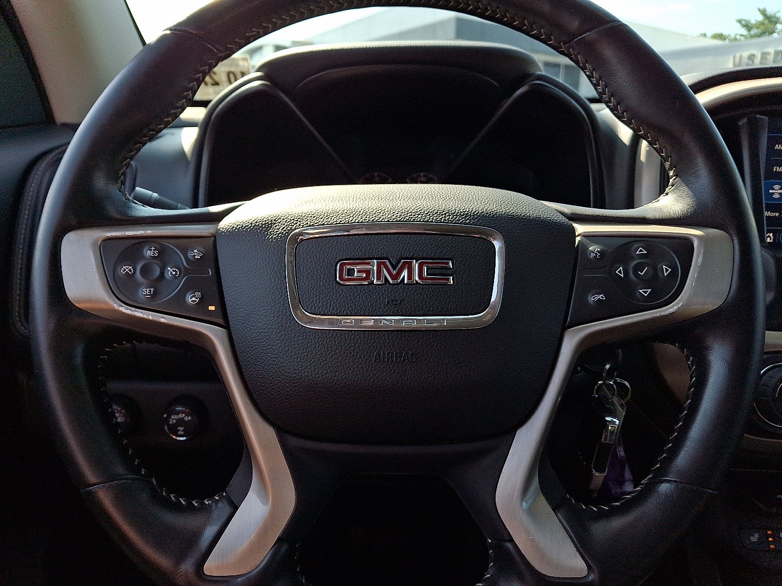 2022 GMC Canyon Denali