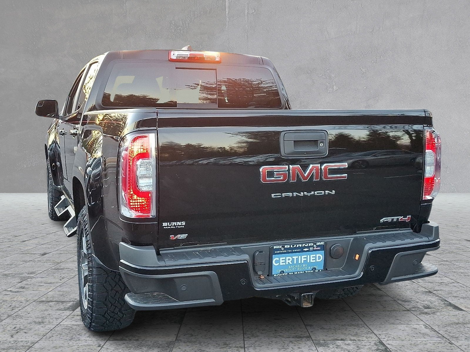 2022 GMC Canyon AT4 - Leather