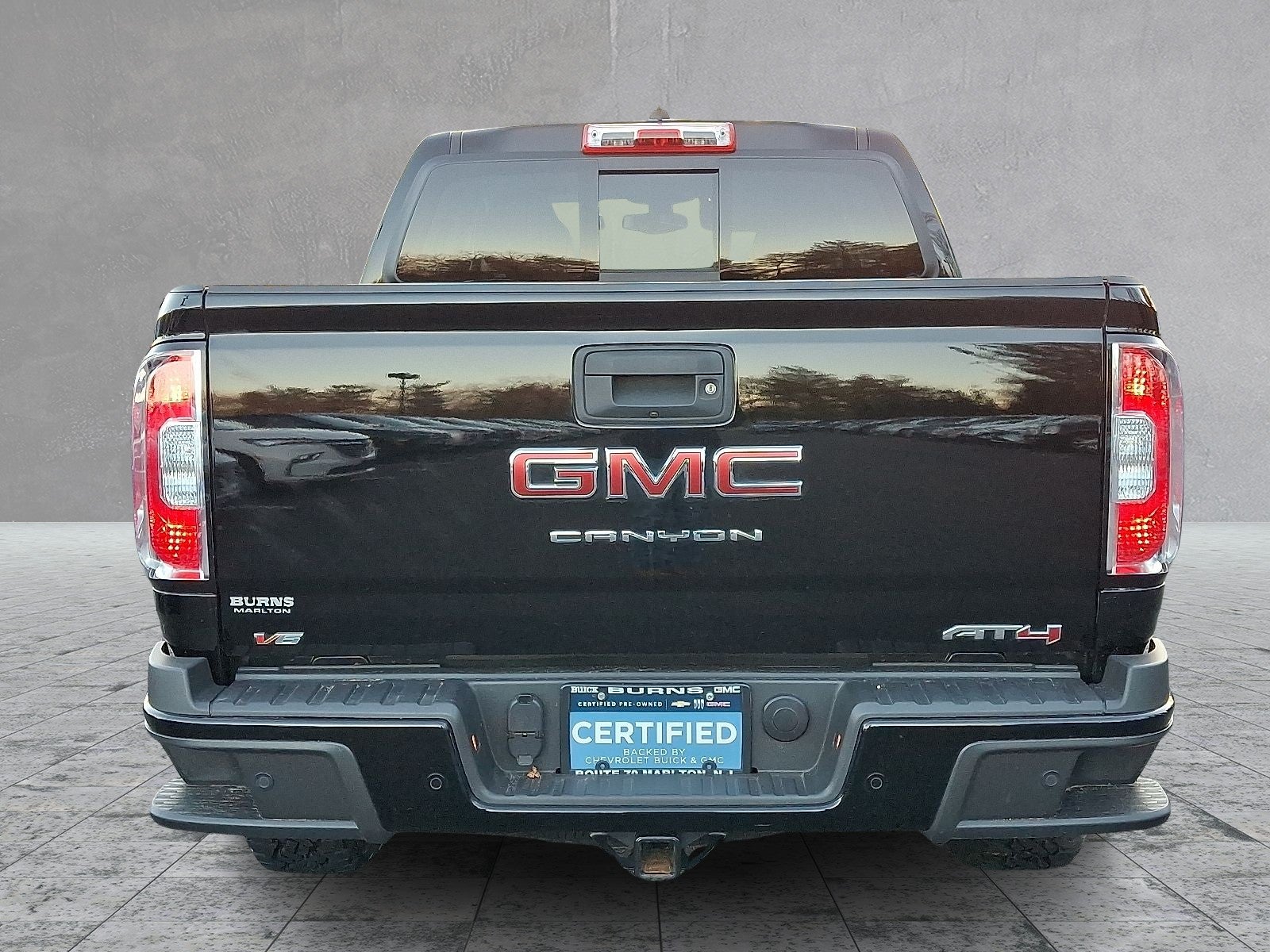 2022 GMC Canyon AT4 - Leather