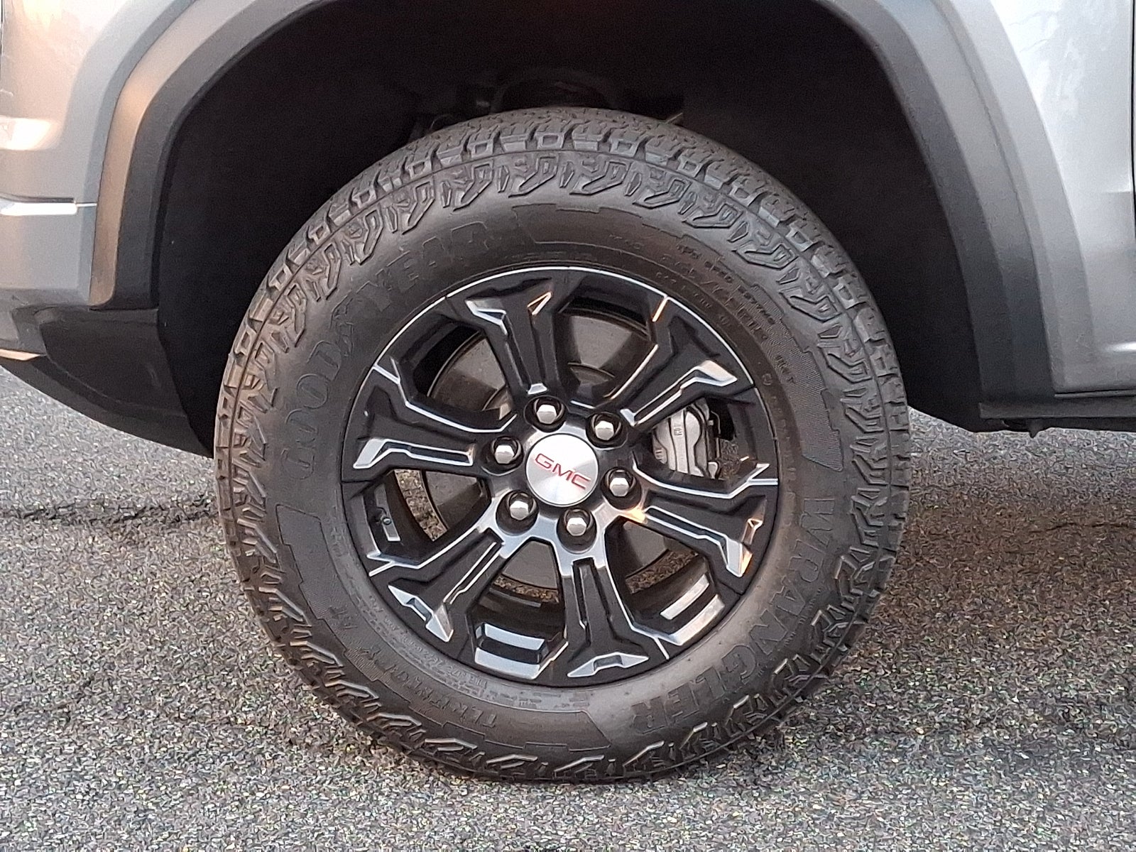 2024 GMC Canyon Elevation