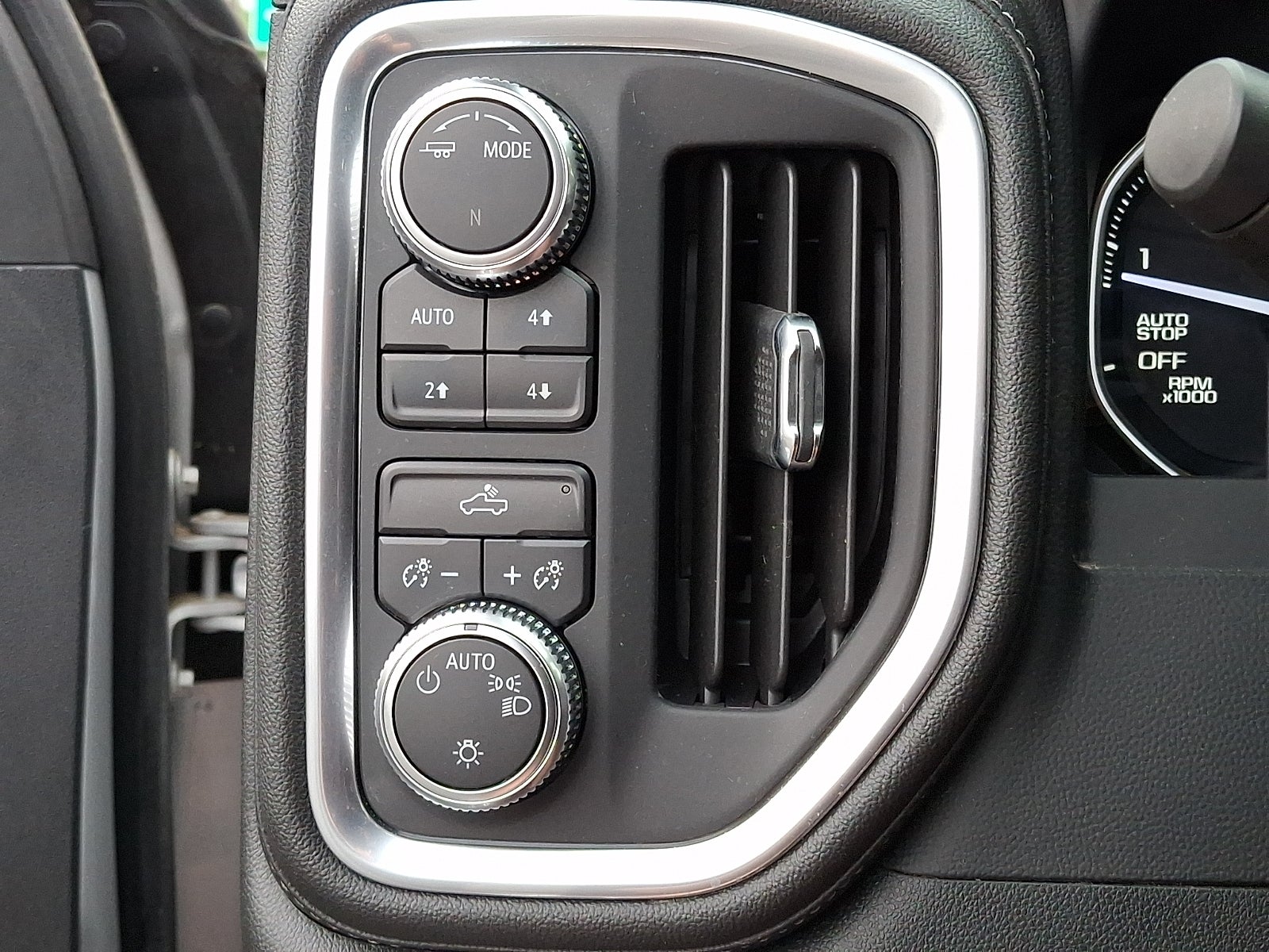 2020 GMC Sierra 1500 SLE