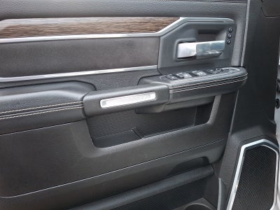 2019 RAM 2500 Laramie Crew Cab 4x4 6'4" Box