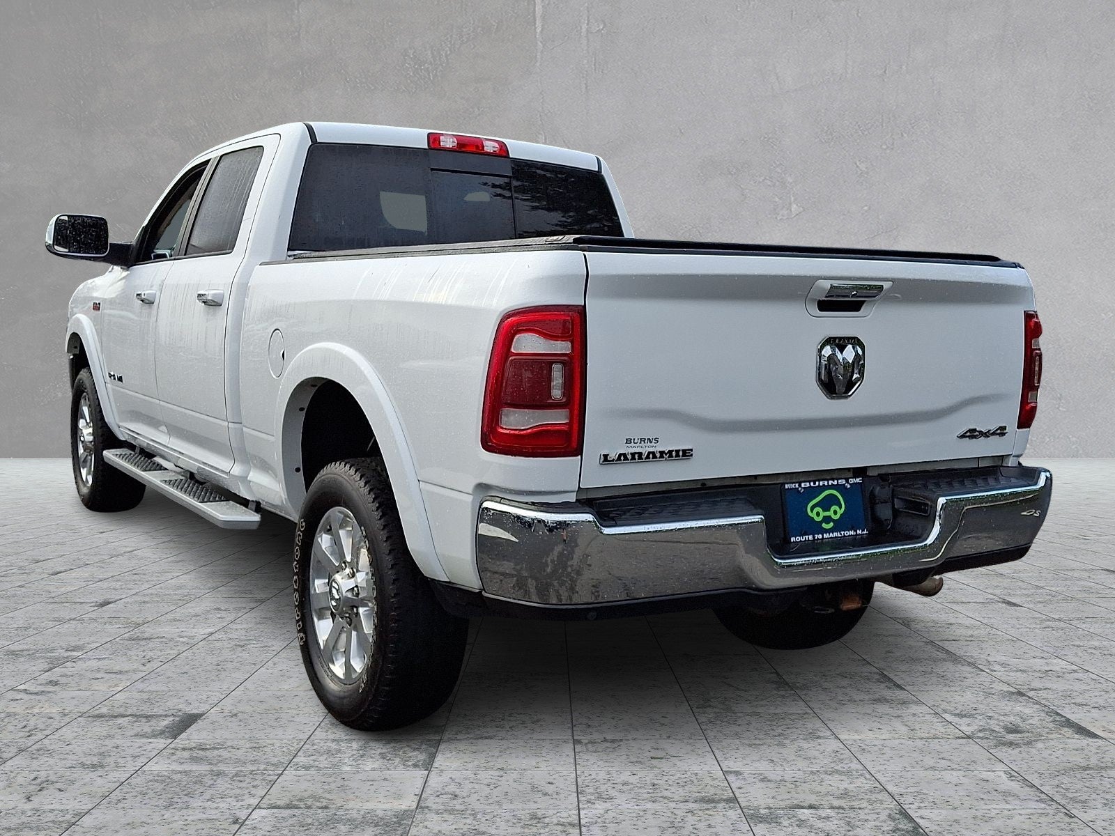 2019 RAM 2500 Laramie Crew Cab 4x4 6'4" Box