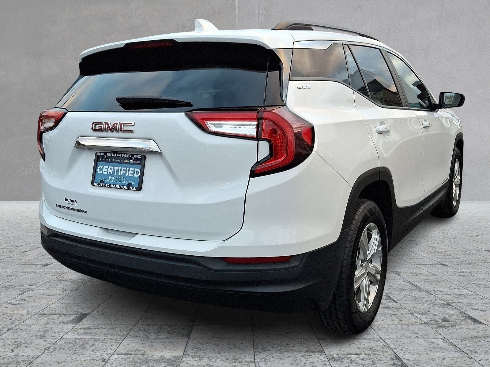 2022 GMC Terrain SLE