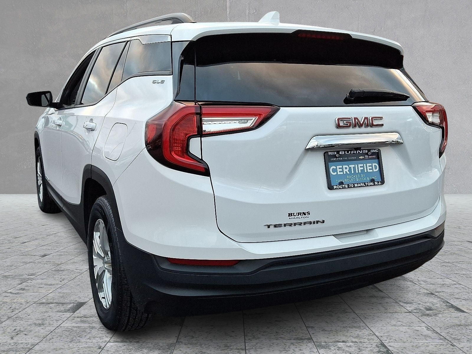 2022 GMC Terrain SLE