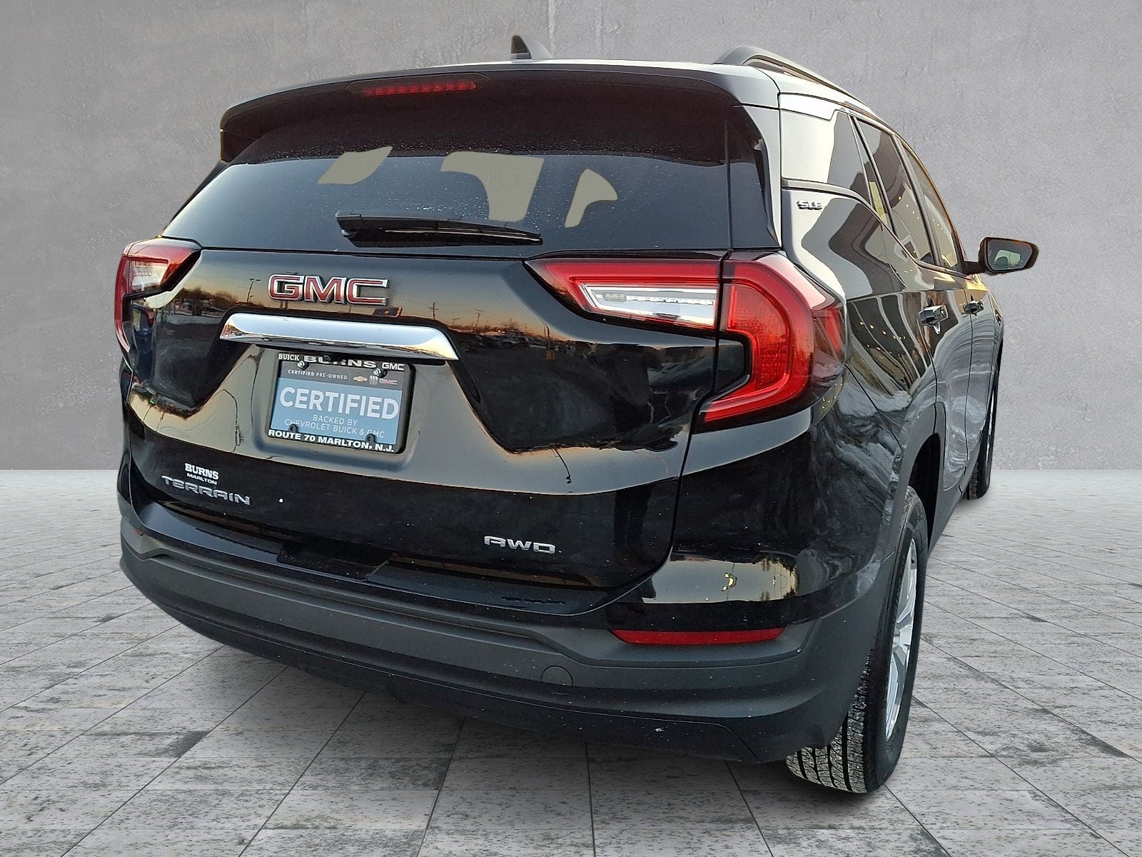 2022 GMC Terrain SLE