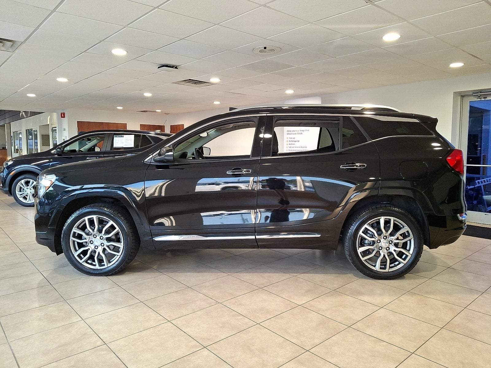 2023 GMC Terrain Denali