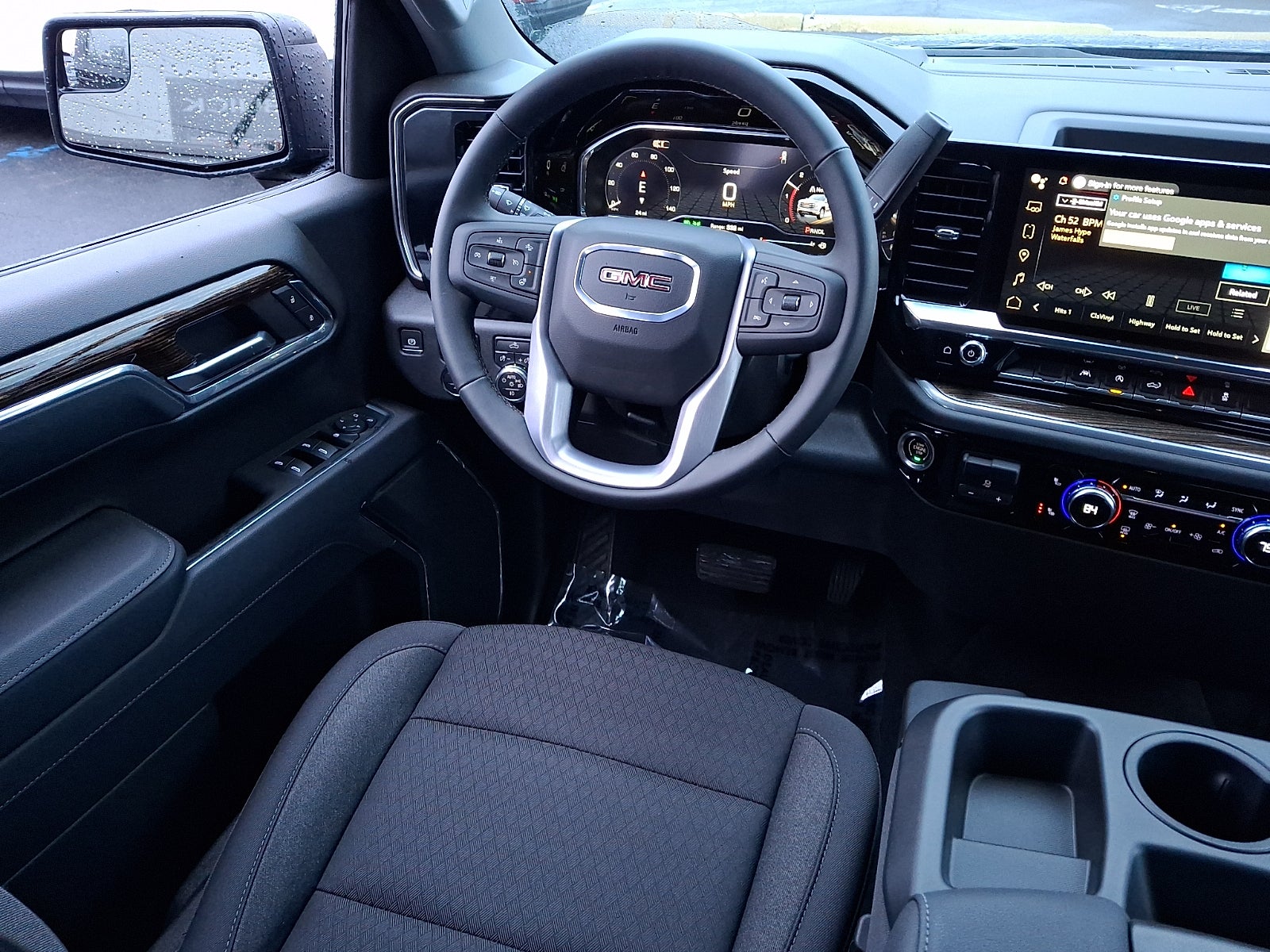 2025 GMC Sierra 1500 Elevation