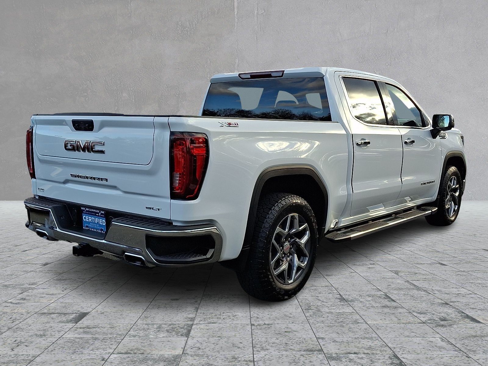 2023 GMC Sierra 1500 SLT