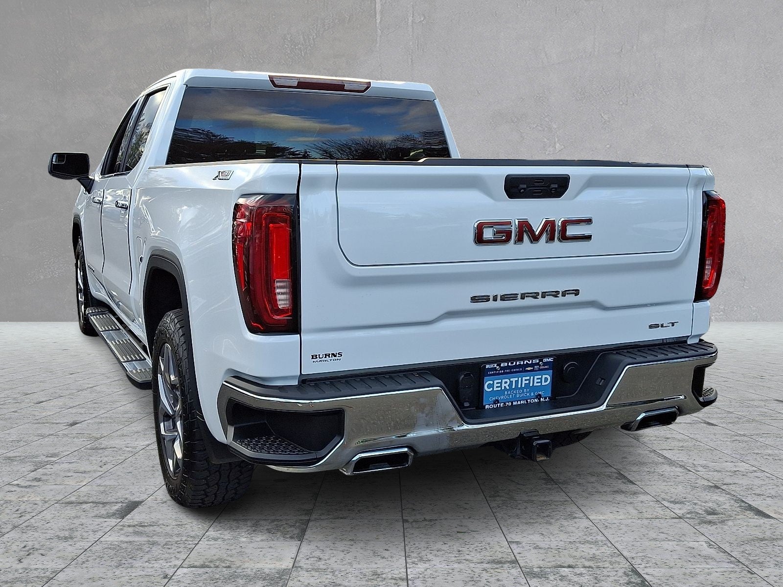 2023 GMC Sierra 1500 SLT