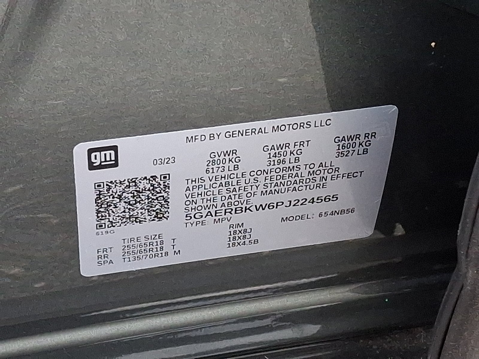 2023 Buick Enclave Essence