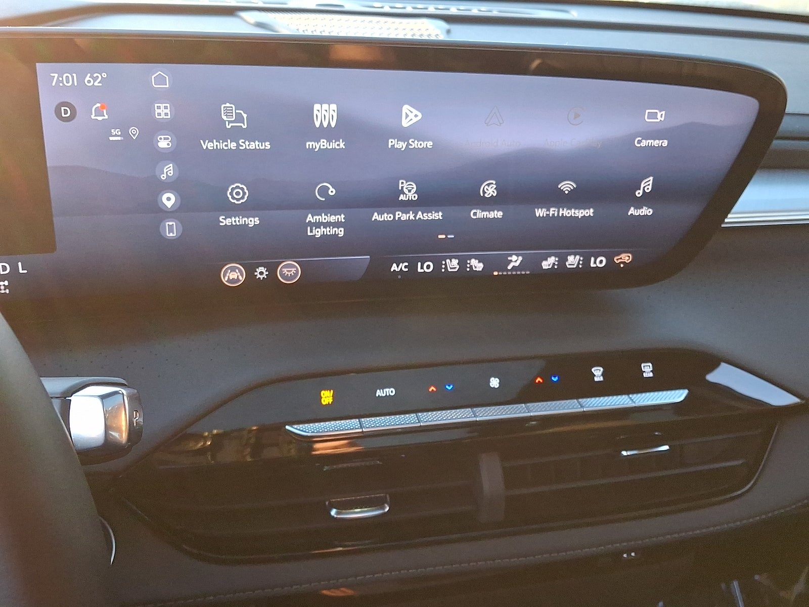 2025 Buick Enclave Avenir