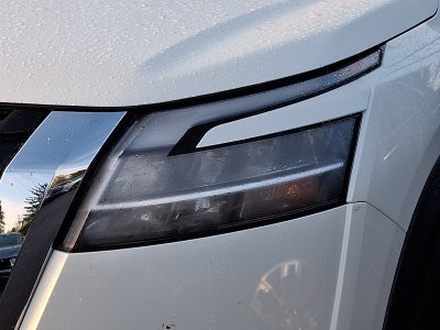 2023 Nissan Pathfinder Platinum 4WD