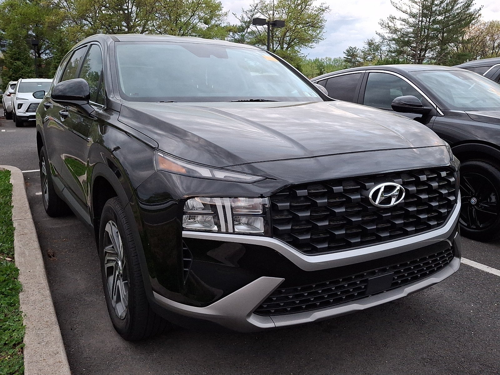 2023 Hyundai Santa Fe SE