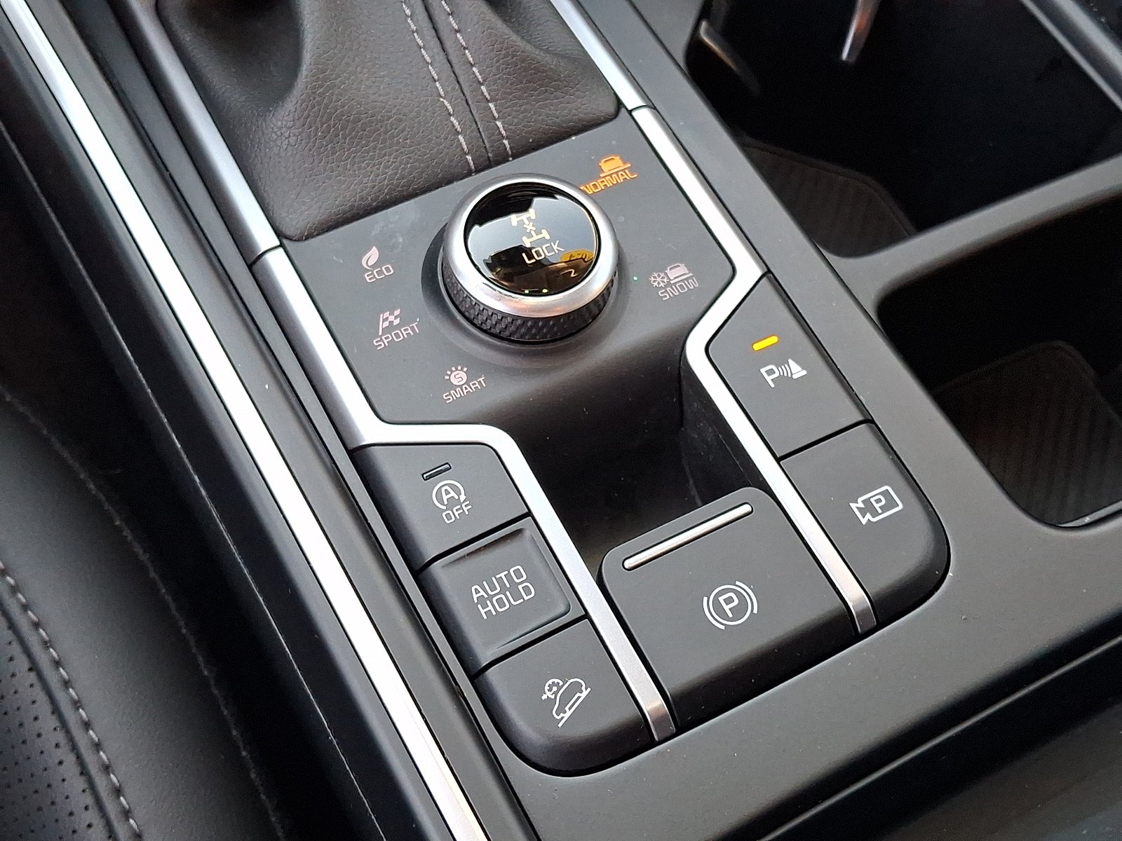 2024 Kia Sorento X-Line EX