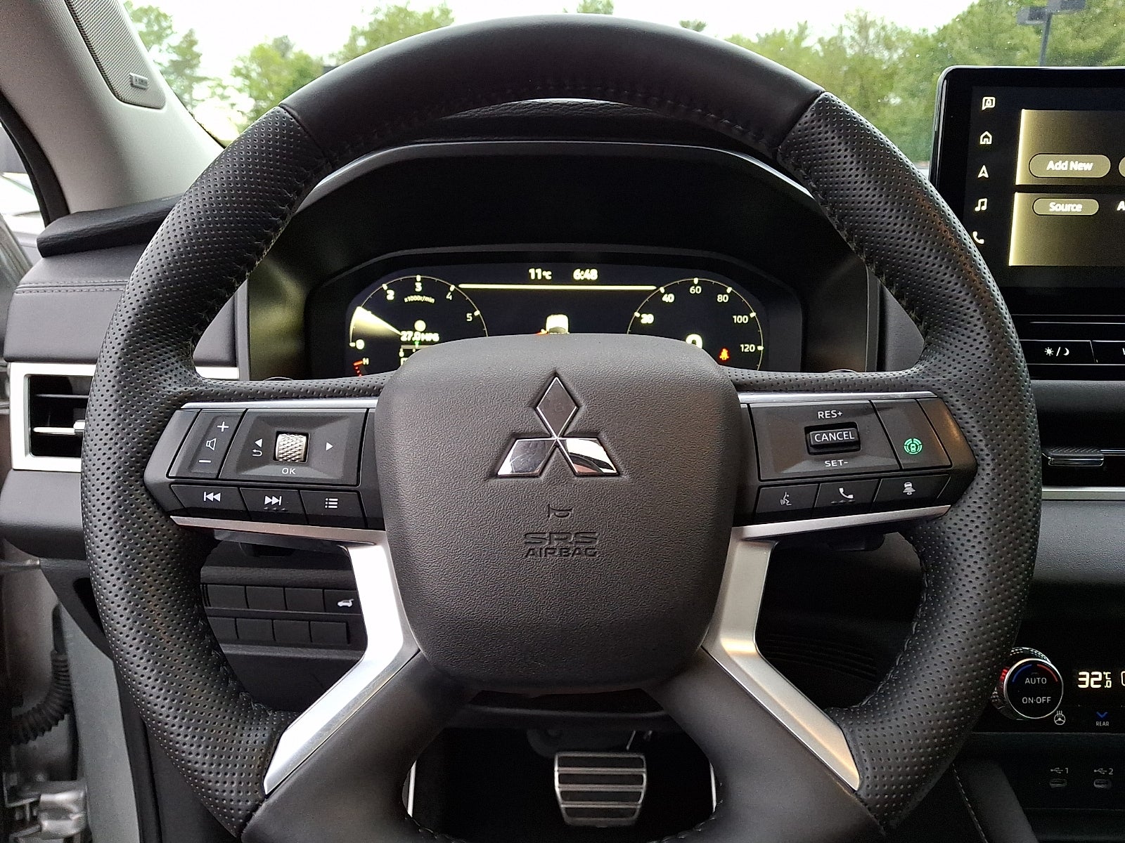 2025 Mitsubishi Outlander SEL