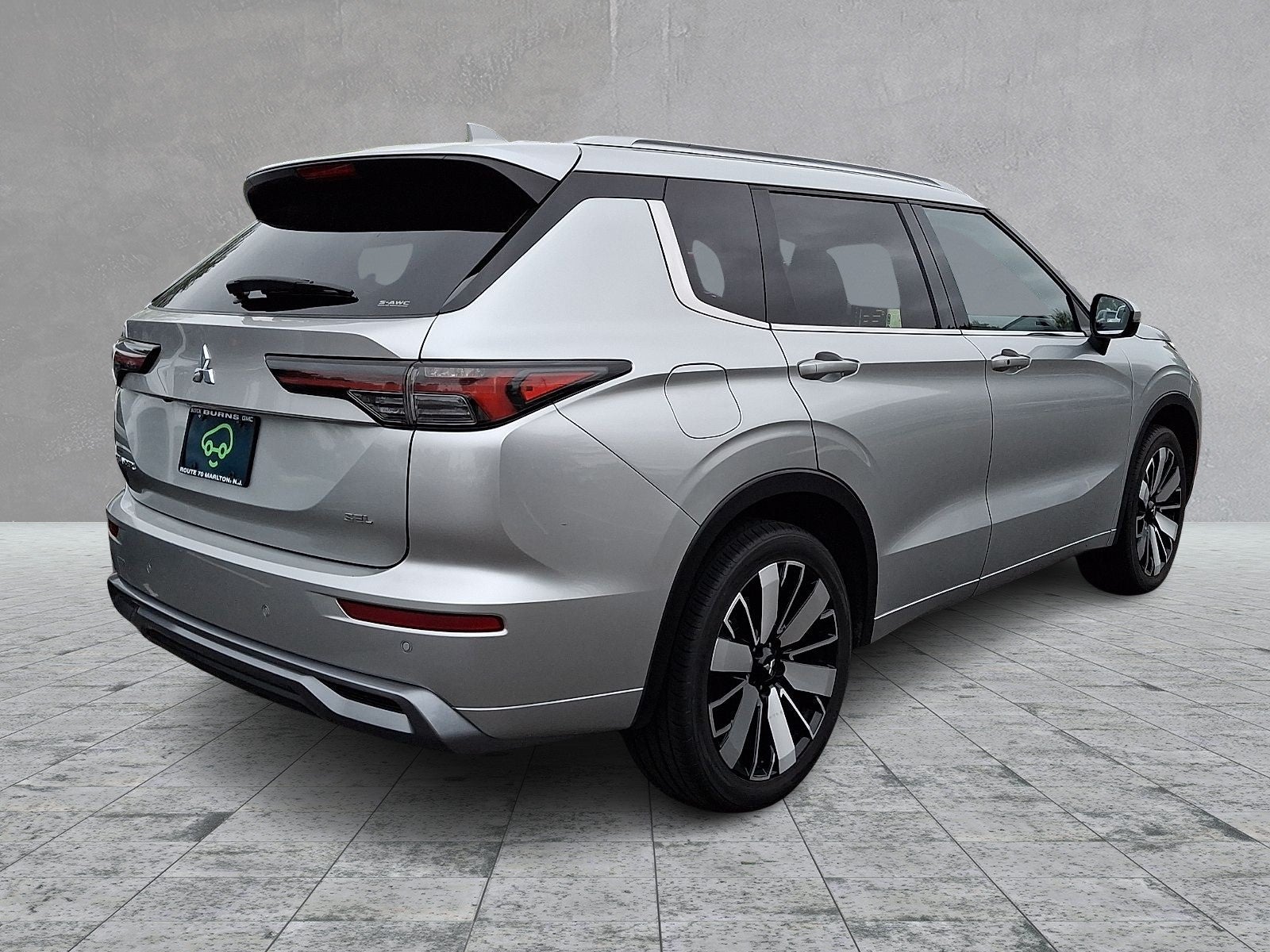 2025 Mitsubishi Outlander SEL