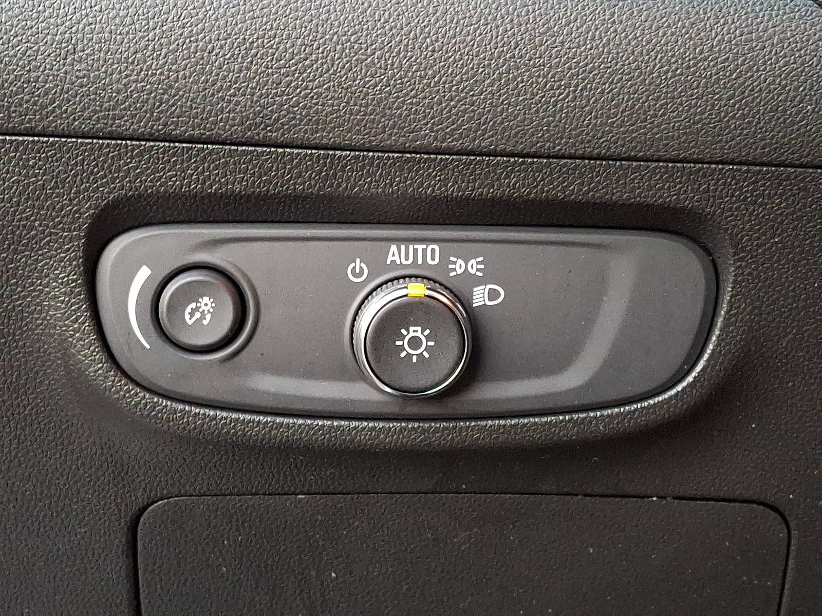 2024 Buick Encore GX Preferred - Photo 26