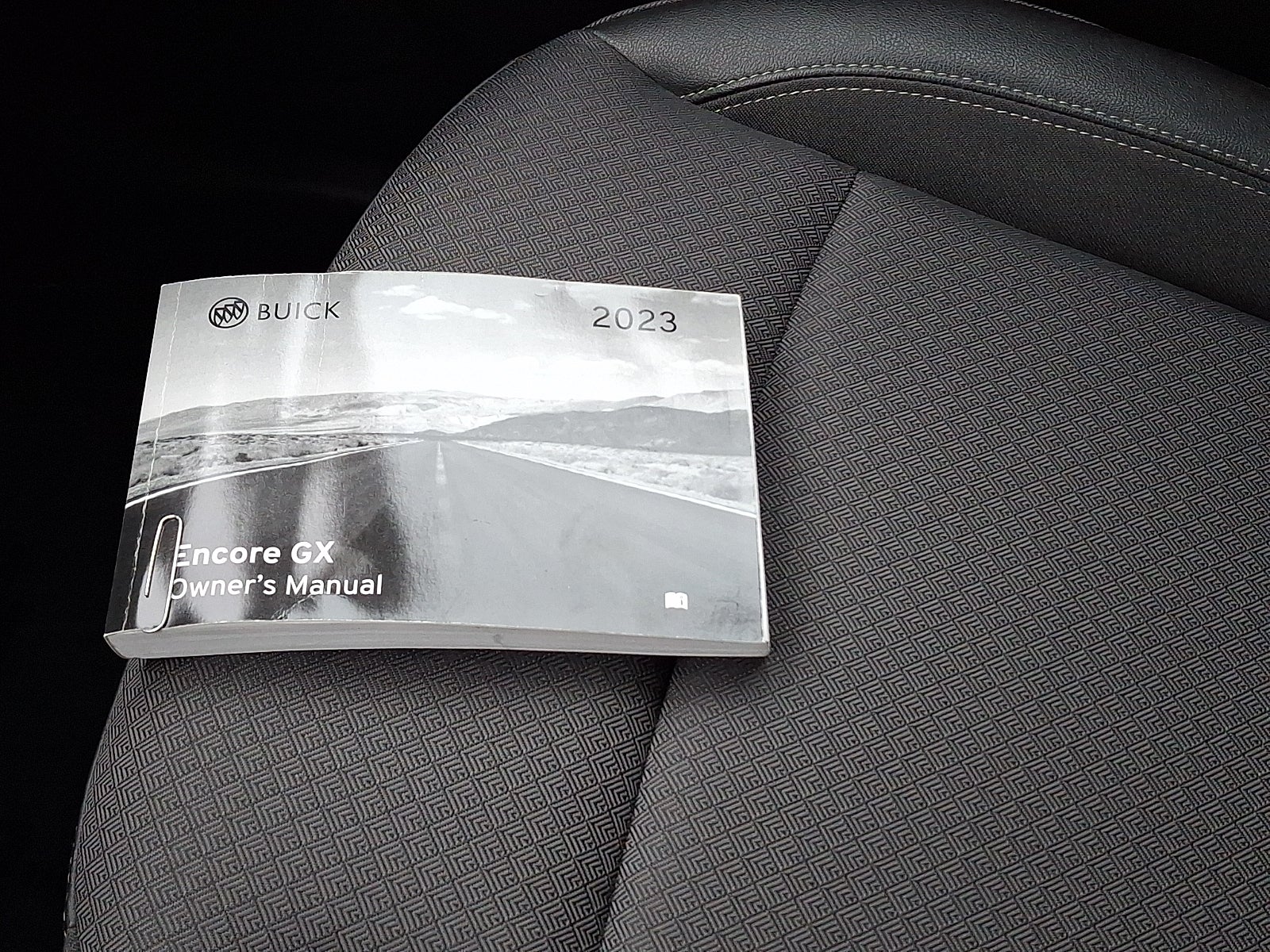 2023 Buick Encore GX Select