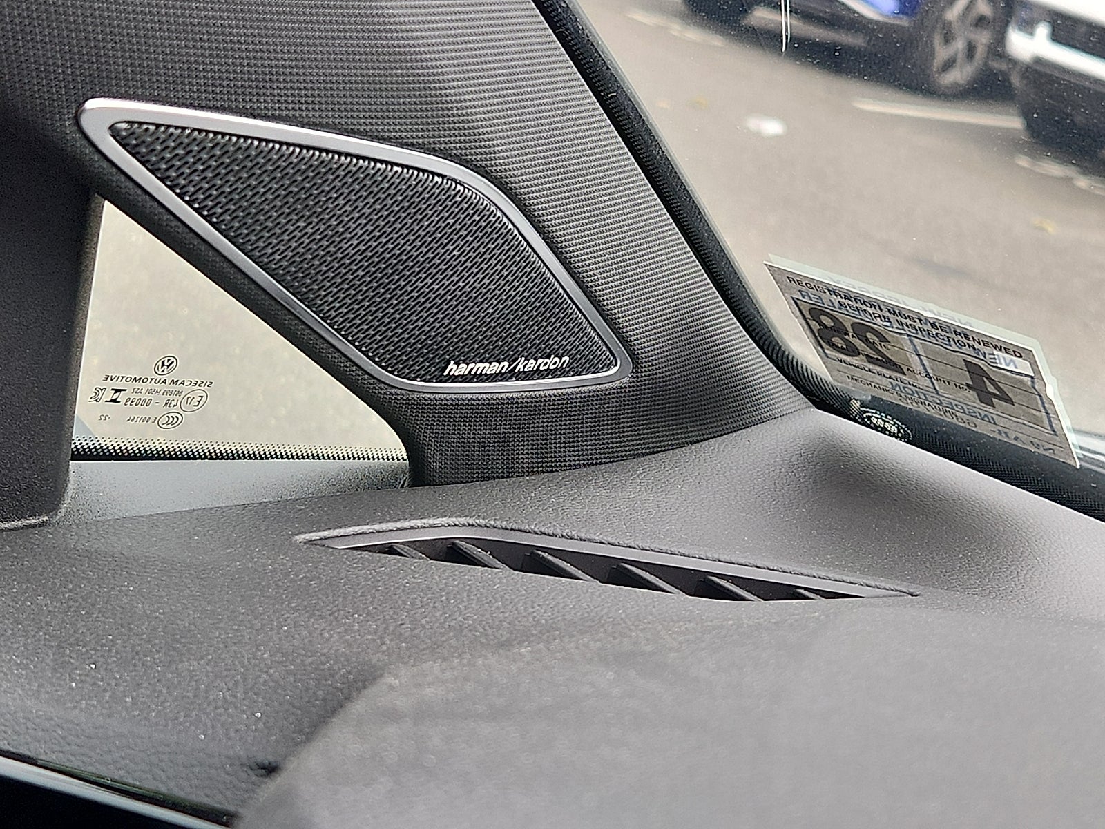 2023 Volkswagen Golf GTI 2.0T SE
