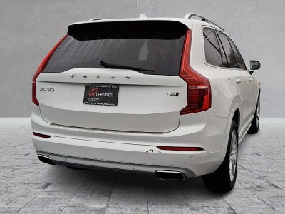2016 Volvo XC90 T6 Momentum